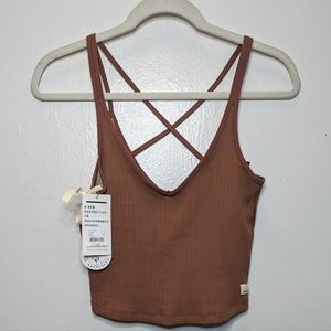 BNWT Vuori Rib Crop Tank in Terracotta Size Small